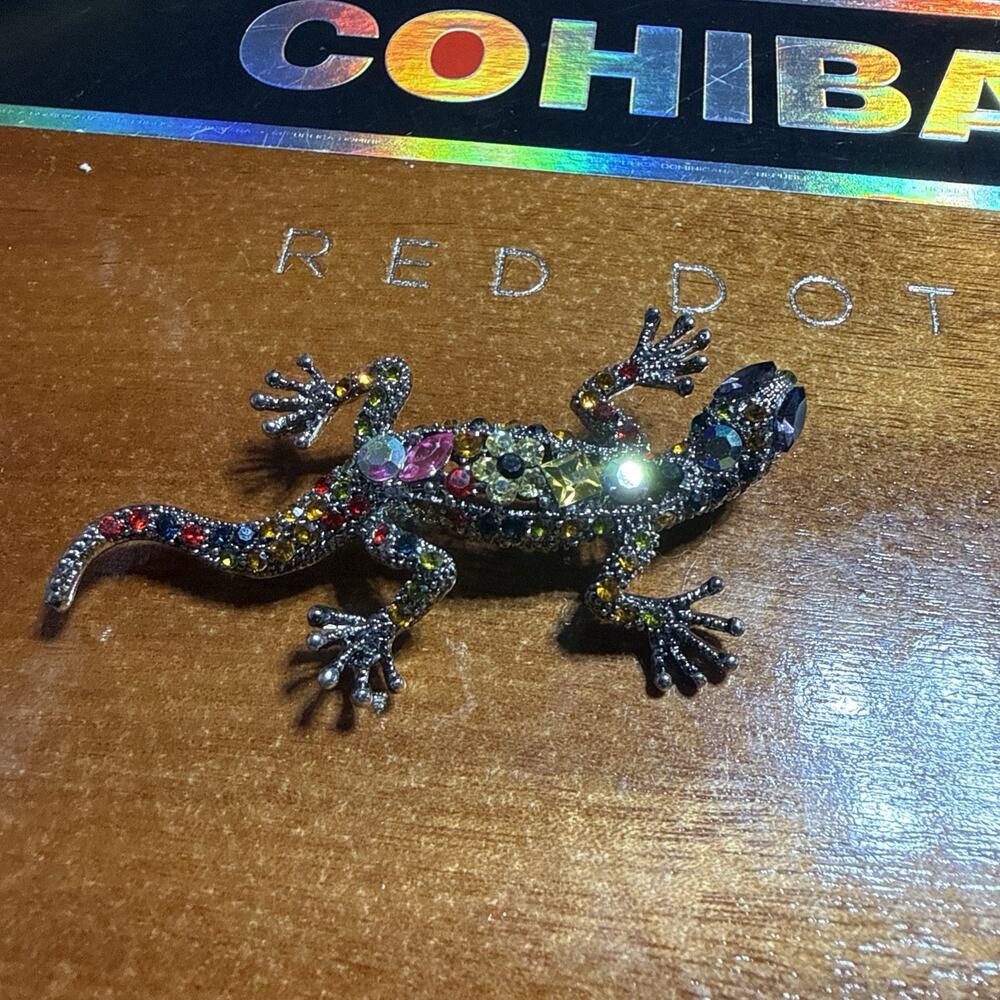 Rhinestone Gecko Lizard Colorful Crystal Silver-tone Brooch Pin